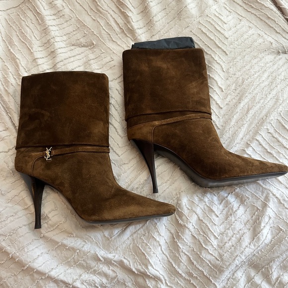 SAINT LAURENT Niki 90 suede  ankle boots. Size 7/ 37. NEW W/box, dust bags - Picture 5 of 9
